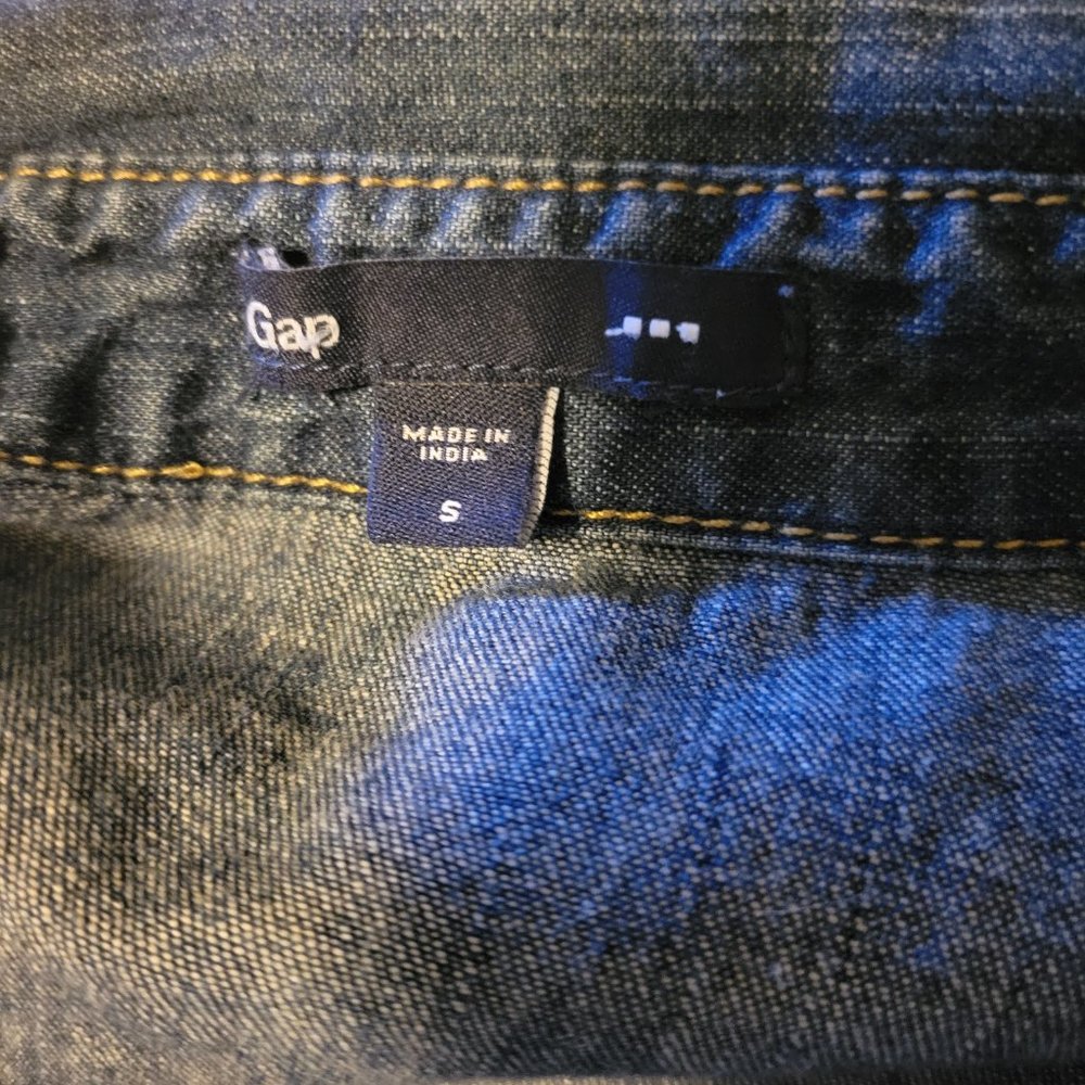 GAP Denim Button Up Shirt - Picture 4 of 4
